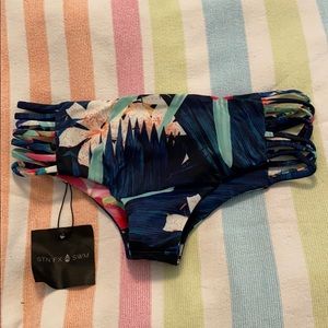 Aloha Daze Maui Bottom Stone Fox Swim New